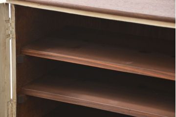 アンティーク家具　鉄脚付きアンティークペイントローボード(収納棚、TVボード)