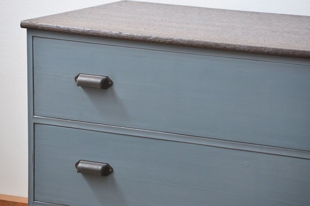 レトロ家具　昭和レトロ 鉄脚付きアンティークローチェスト(ローボード、タンス)