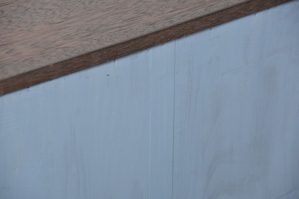 レトロ家具　昭和レトロ 鉄脚付きアンティークローチェスト(ローボード、タンス)