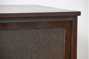 アンティーク家具　アンティーク 前面縞黒檀のダイヤガラス横長ローボード(鉄脚付き)(時代箪笥、収納棚)