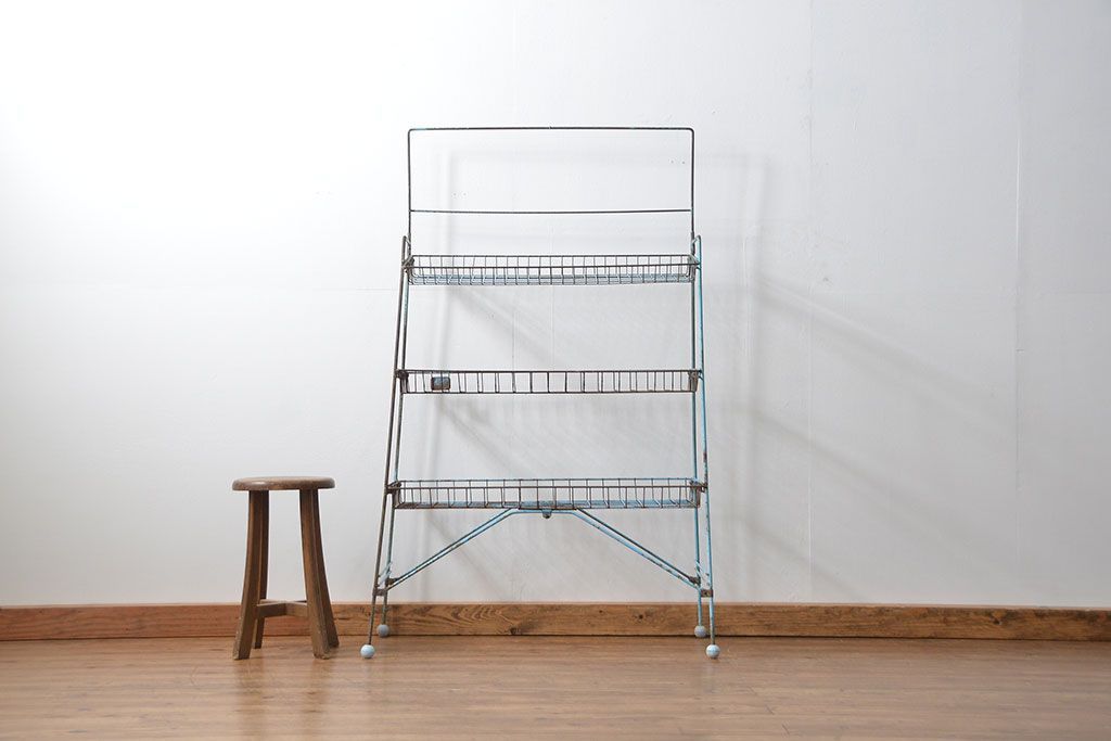 レトロ家具　昭和レトロ ★古い商店のアイアンラック(1)(飾り棚、陳列棚)