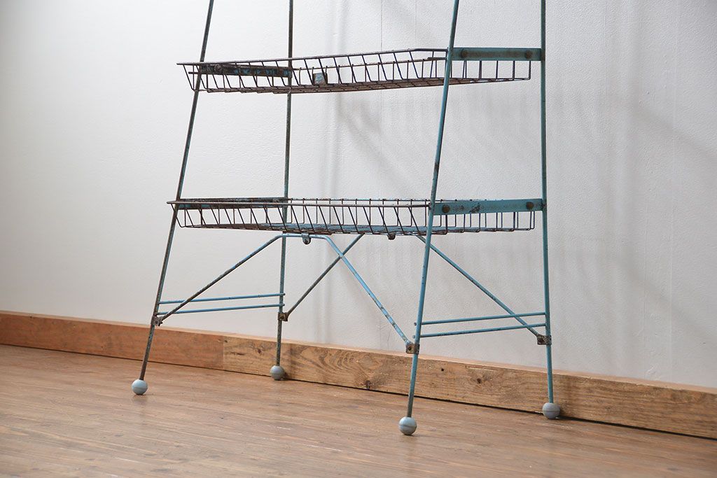 レトロ家具　昭和レトロ ★古い商店のアイアンラック(1)(飾り棚、陳列棚)