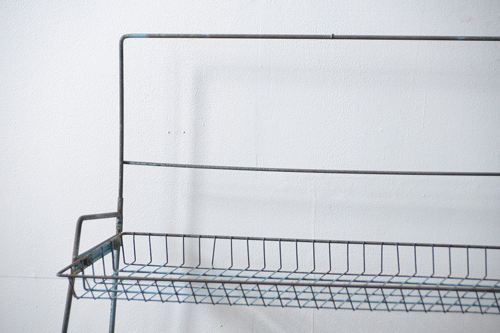 レトロ家具　昭和レトロ ★古い商店のアイアンラック(1)(飾り棚、陳列棚)