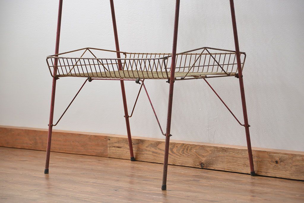 レトロ家具　昭和レトロ 古い商店のアイアンラック(2)(飾り棚、陳列棚)