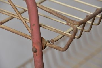 レトロ家具　昭和レトロ 古い商店のアイアンラック(2)(飾り棚、陳列棚)