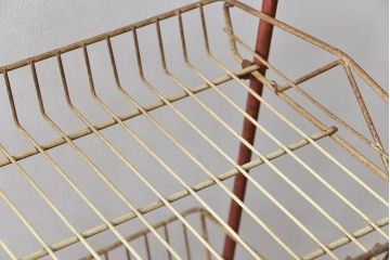 レトロ家具　昭和レトロ 古い商店のアイアンラック(2)(飾り棚、陳列棚)