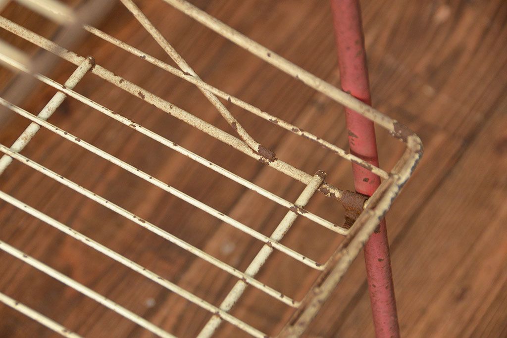 レトロ家具　昭和レトロ 古い商店のアイアンラック(2)(飾り棚、陳列棚)