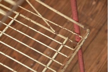 レトロ家具　昭和レトロ 古い商店のアイアンラック(2)(飾り棚、陳列棚)