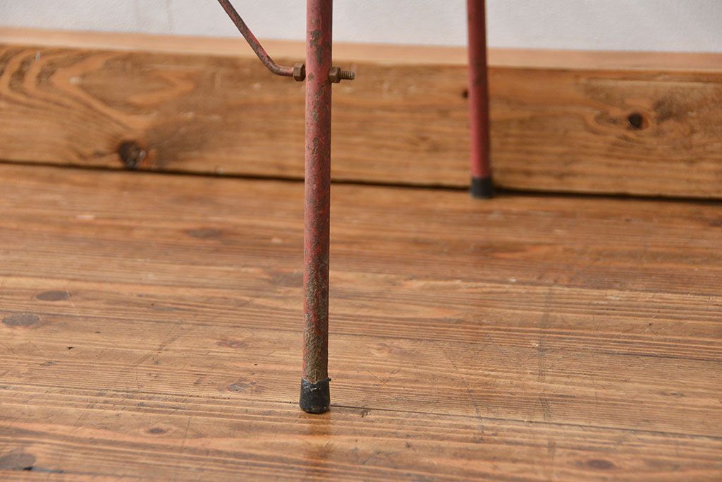 レトロ家具　昭和レトロ 古い商店のアイアンラック(2)(飾り棚、陳列棚)