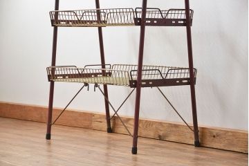 レトロ家具　昭和レトロ 古い商店のアイアンラック(3)(飾り棚、陳列棚)