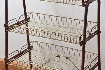 レトロ家具　昭和レトロ 古い商店のアイアンラック(3)(飾り棚、陳列棚)