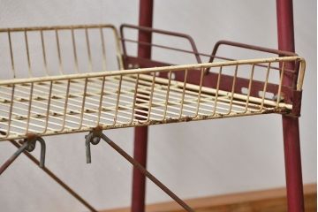 レトロ家具　昭和レトロ 古い商店のアイアンラック(3)(飾り棚、陳列棚)