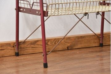 レトロ家具　昭和レトロ 古い商店のアイアンラック(3)(飾り棚、陳列棚)
