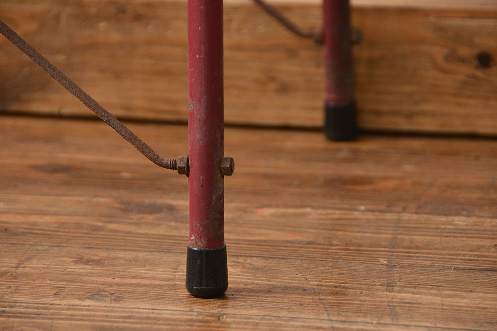 レトロ家具　昭和レトロ 古い商店のアイアンラック(3)(飾り棚、陳列棚)