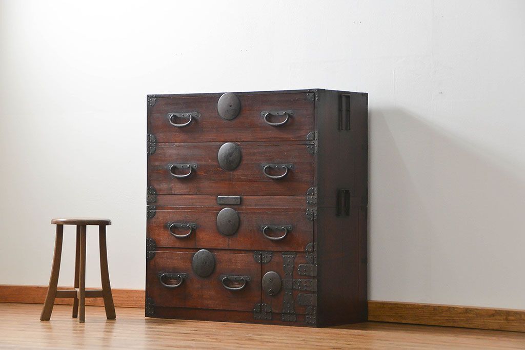 アンティーク家具　古民具・骨董 ☆味わい深い二段重ね時代箪笥(整理タンス、衣装箪笥)