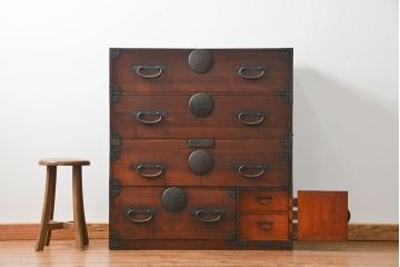 アンティーク家具　古民具・骨董 ☆味わい深い二段重ね時代箪笥(整理タンス、衣装箪笥)