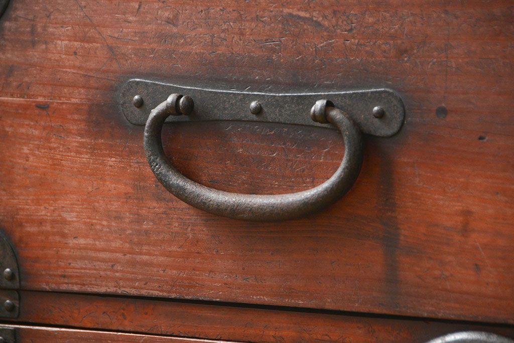 アンティーク家具　古民具・骨董 ☆味わい深い二段重ね時代箪笥(整理タンス、衣装箪笥)