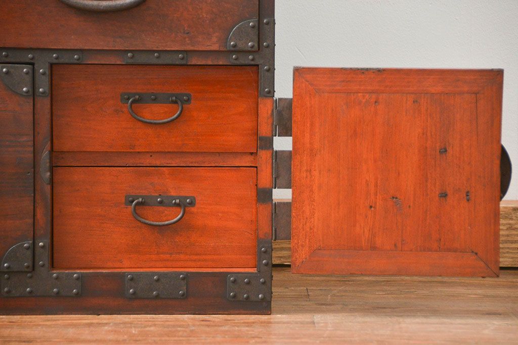 アンティーク家具　古民具・骨董 ☆味わい深い二段重ね時代箪笥(整理タンス、衣装箪笥)