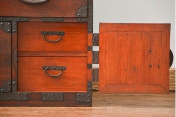 アンティーク家具　古民具・骨董 ☆味わい深い二段重ね時代箪笥(整理タンス、衣装箪笥)