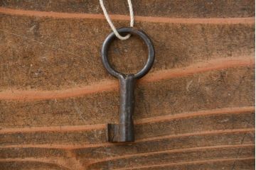 アンティーク家具　古民具・骨董 ☆味わい深い二段重ね時代箪笥(整理タンス、衣装箪笥)