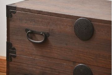 アンティーク家具　古民具・骨董 丸金具のシンプルな時代箪笥ローボード(ローチェスト)
