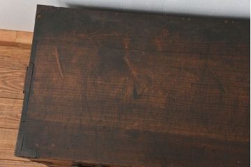 アンティーク家具　アンティーク 上品な丸金具の時代箪笥ローボード(ローチェスト、衣装箪笥)