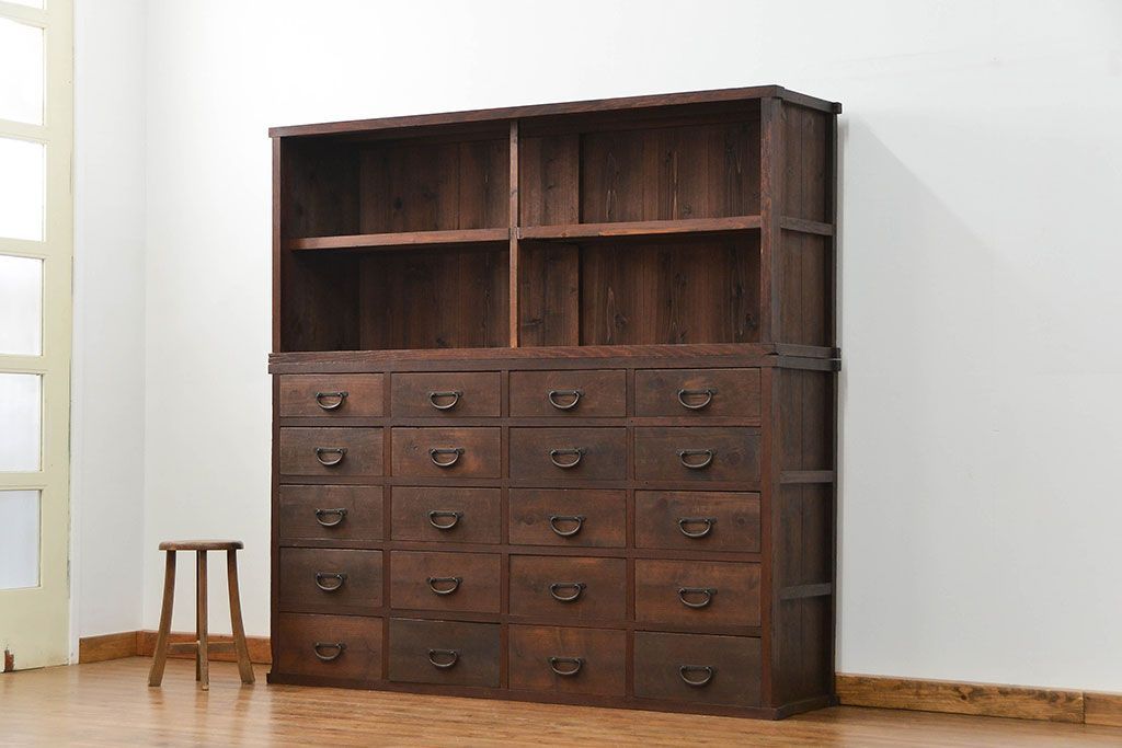 アンティーク家具　アンティーク 引き出し20杯 2段重ね収納箪笥(収納棚、飾り棚、薬箪笥、百味箪笥、チェスト)