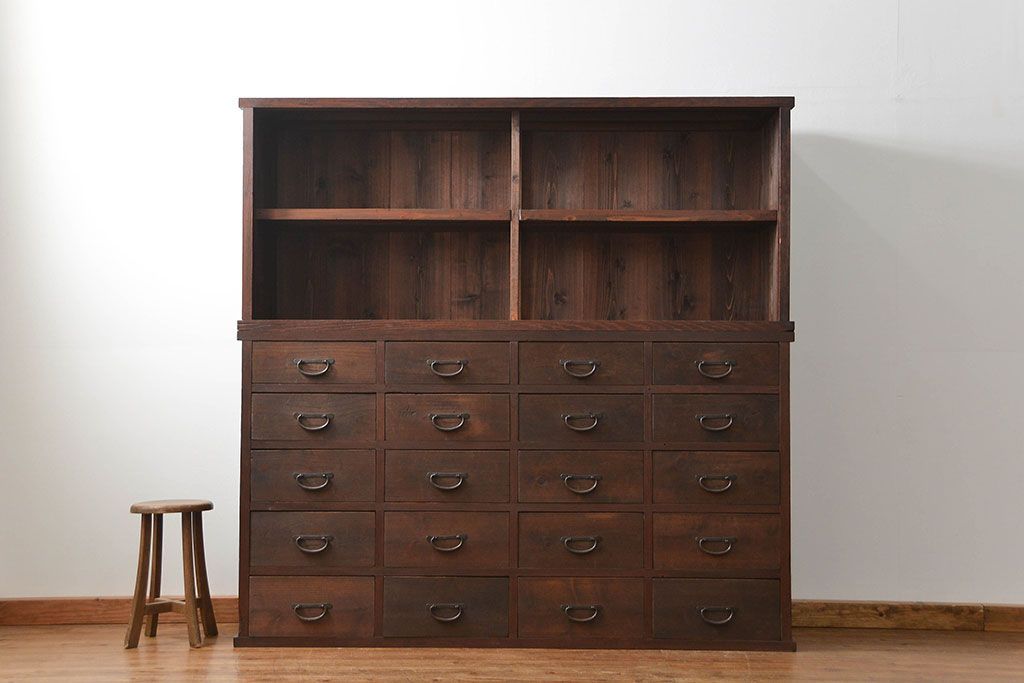 アンティーク家具　アンティーク 引き出し20杯 2段重ね収納箪笥(収納棚、飾り棚、薬箪笥、百味箪笥、チェスト)