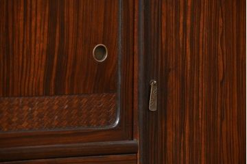 アンティーク家具　アンティーク 前面縞黒檀の美しい二段重ね茶箪笥(収納棚)