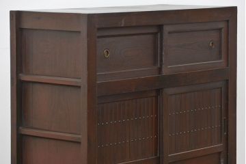 アンティーク家具　古民具・骨董 鉄脚付きの三尺水屋箪笥 サイドボード(収納棚、リビングボード)