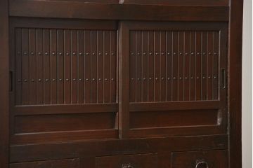 アンティーク家具　古民具・骨董 鉄脚付きの三尺水屋箪笥 サイドボード(収納棚、リビングボード)