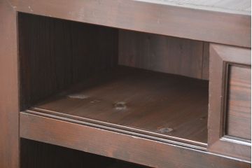 アンティーク家具　古民具・骨董 鉄脚付きの三尺水屋箪笥 サイドボード(収納棚、リビングボード)