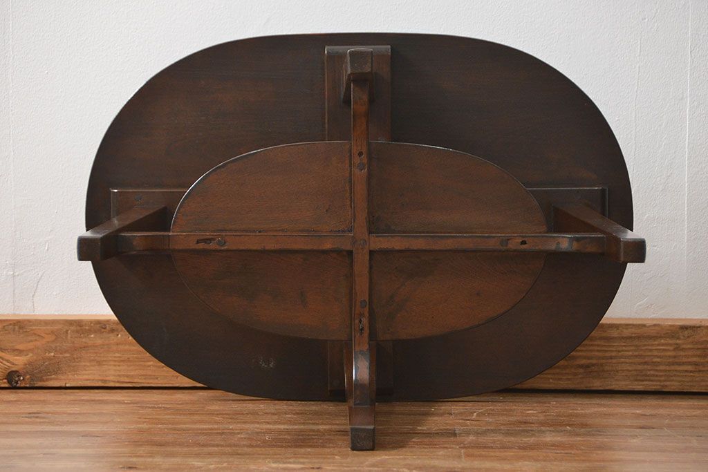 レトロ家具　昭和レトロ かわいいデザイン!上質なラウンドテーブル(カフェテーブル、コーヒーテーブル、サイドテーブル、センターテーブル)