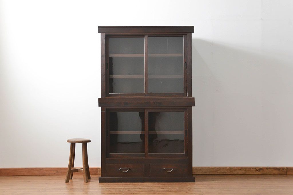 アンティーク家具　古民具・骨董 シンプルな四尺関西収納棚(水屋箪笥、ガラスケース、飾り棚)