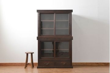 アンティーク家具　古民具・骨董 シンプルな四尺関西収納棚(水屋箪笥、ガラスケース、飾り棚)