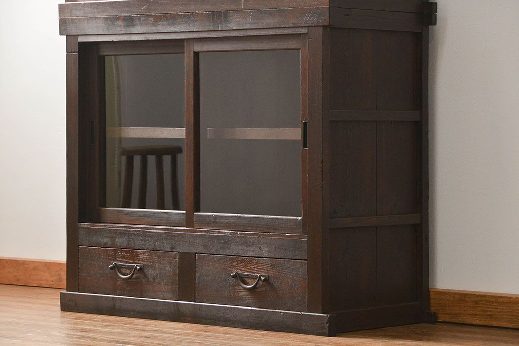 アンティーク家具　古民具・骨董 シンプルな四尺関西収納棚(水屋箪笥、ガラスケース、飾り棚)