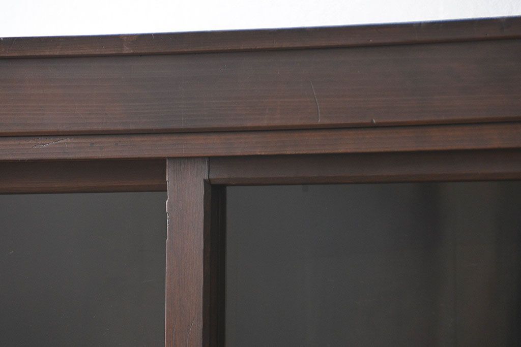 アンティーク家具　古民具・骨董 シンプルな四尺関西収納棚(水屋箪笥、ガラスケース、飾り棚)