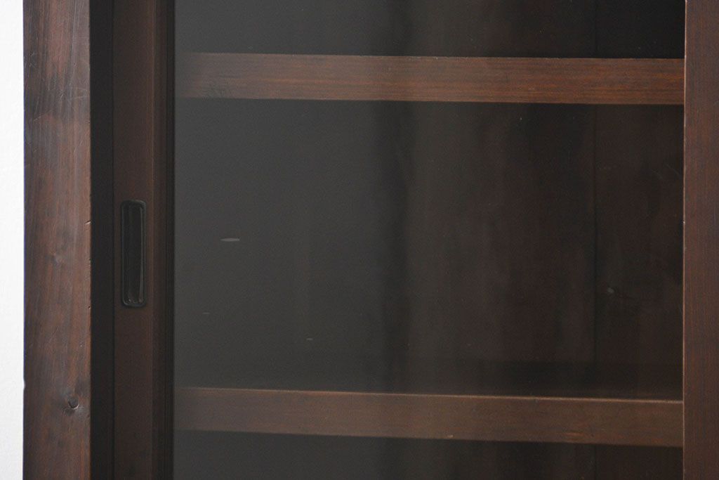 アンティーク家具　古民具・骨董 シンプルな四尺関西収納棚(水屋箪笥、ガラスケース、飾り棚)