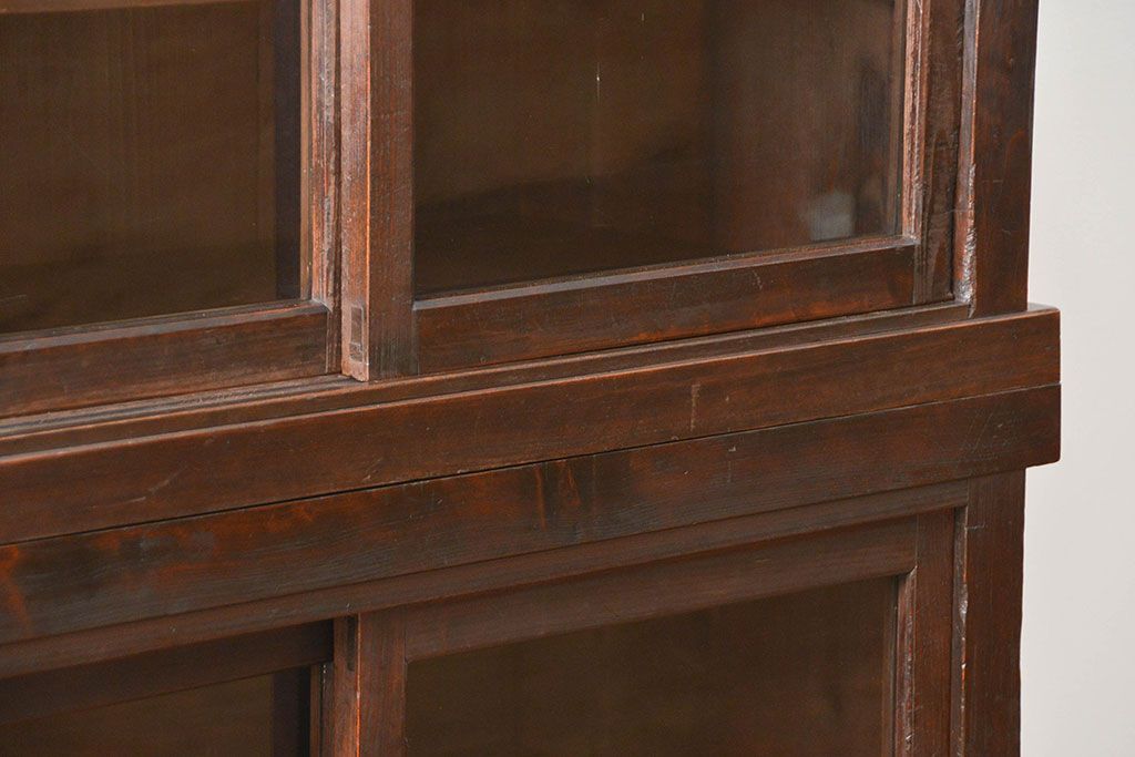 アンティーク家具　古民具・骨董 シンプルな四尺関西収納棚(水屋箪笥、ガラスケース、飾り棚)