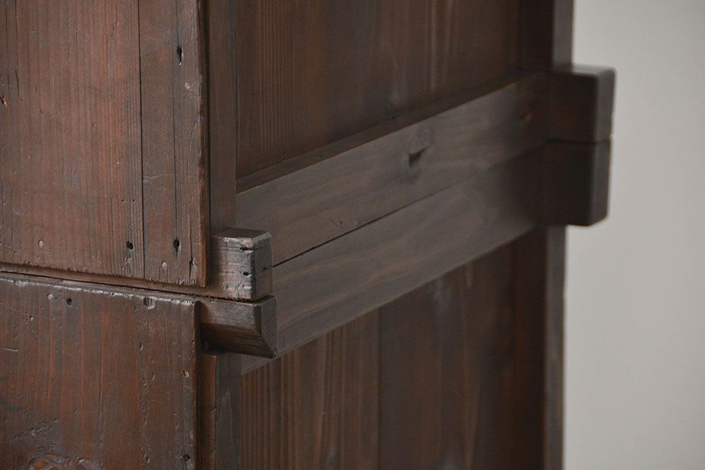 アンティーク家具　古民具・骨董 シンプルな四尺関西収納棚(水屋箪笥、ガラスケース、飾り棚)