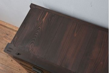 アンティーク家具　古民具・骨董　シックな15杯引き出し収納棚(ガラスケース、飾り棚、百味箪笥、薬箪笥)