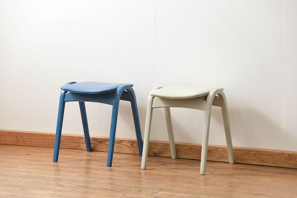 中古 ビンテージ 秋田木工 スタッキングスツール2脚セット(4)(イス、椅子)