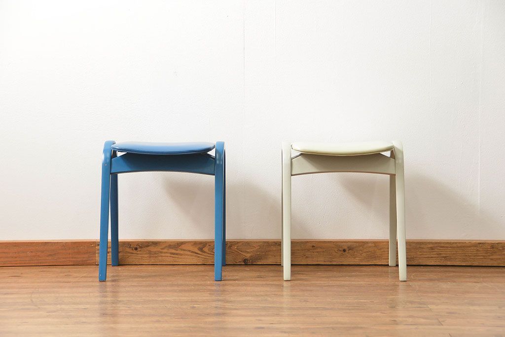 中古 ビンテージ 秋田木工 スタッキングスツール2脚セット(4)(イス、椅子)