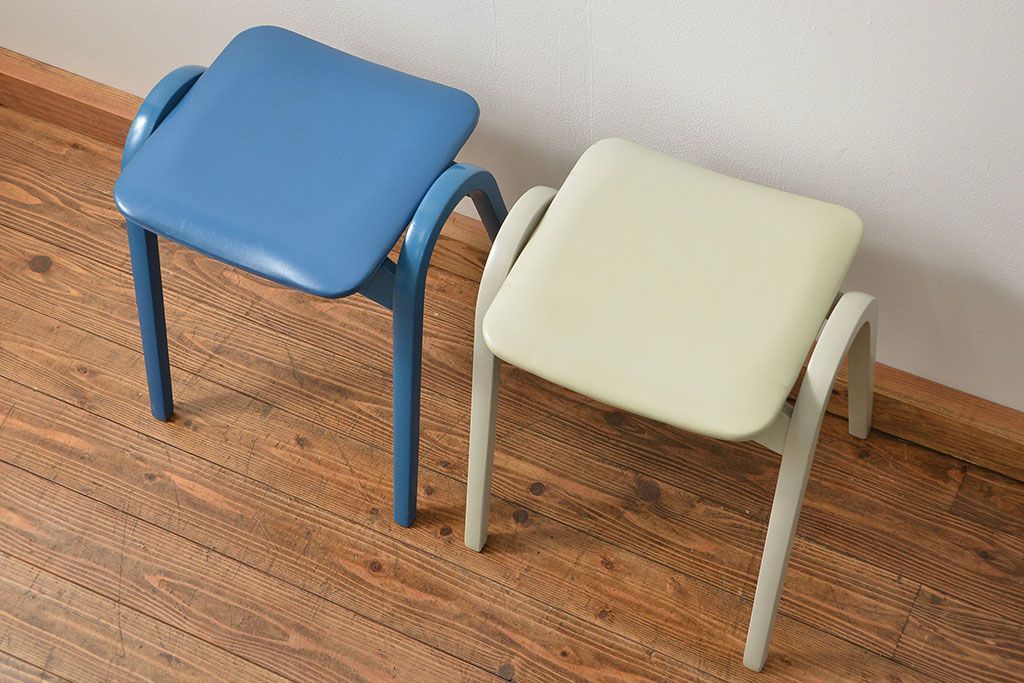 中古 ビンテージ 秋田木工 スタッキングスツール2脚セット(4)(イス、椅子)