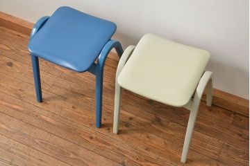 中古 ビンテージ 秋田木工 スタッキングスツール2脚セット(4)(イス、椅子)