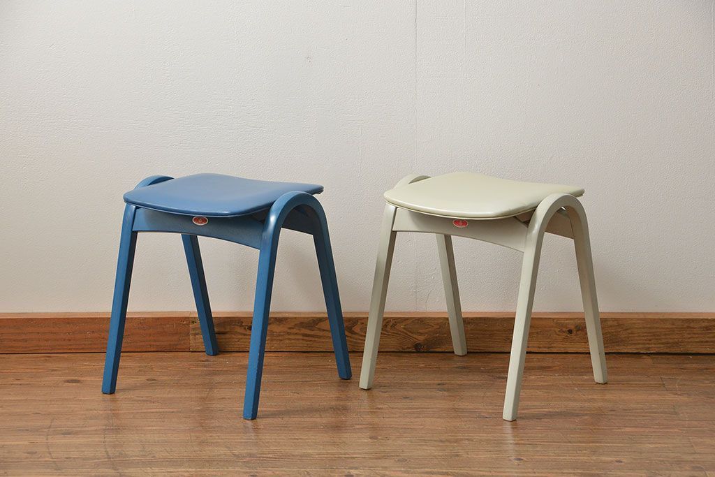 中古 ビンテージ 秋田木工 スタッキングスツール2脚セット(4)(イス、椅子)