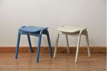 中古 ビンテージ 秋田木工 スタッキングスツール2脚セット(4)(イス、椅子)