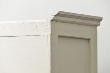 アンティーク家具　アンティークペイント仕上げ ダイヤガラスキャビネット(食器棚、カップボード)