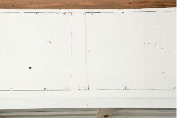 アンティーク家具　アンティークペイント仕上げ ダイヤガラスキャビネット(食器棚、カップボード)