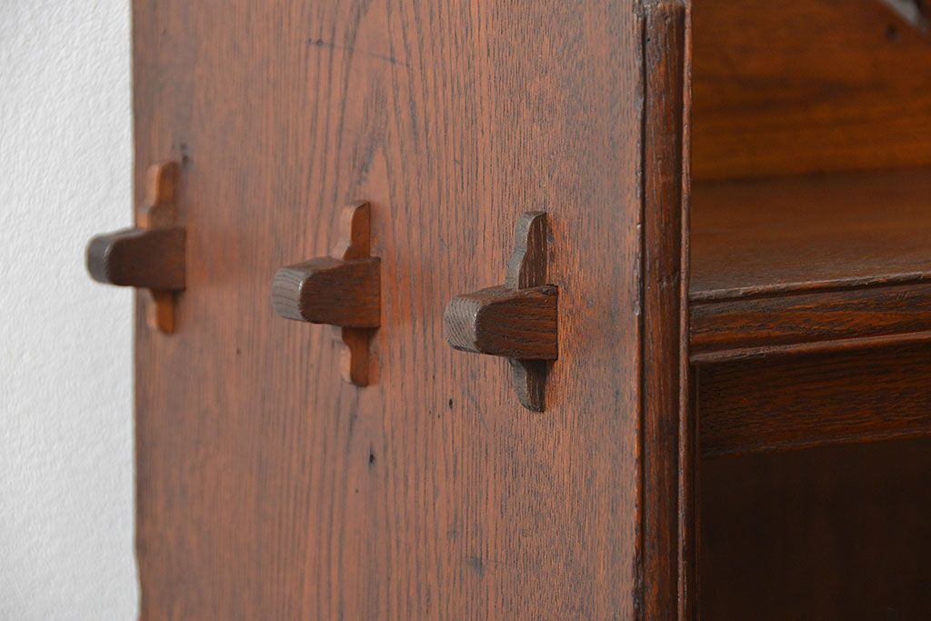 アンティーク家具　アンティーク 上質なタモ材ブックケース(収納棚、本箱)